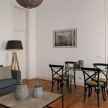 Chic 1-bedroom In Cais Do Sodre - Modern And アパート リスボン