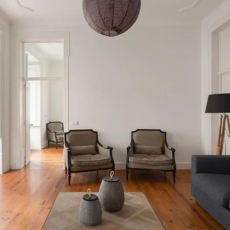 Chic 1-bedroom In Cais Do Sodre - Modern And Apartman Lisboa