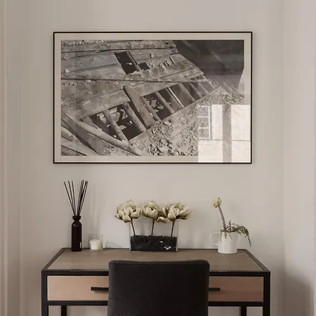 アパート Chic 1-bedroom In Cais Do Sodre - Modern And