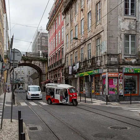 Chic 1-bedroom In Cais Do Sodre - Modern And Appartement *