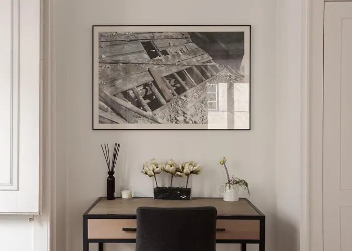 Daire Chic 1-bedroom In Cais Do Sodre - Modern And