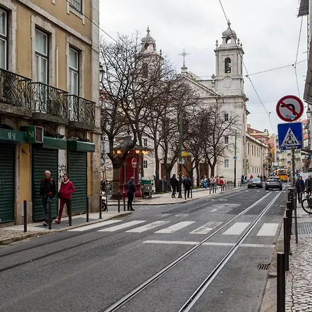 Chic 1-bedroom In Cais Do Sodre - Modern And Apartament