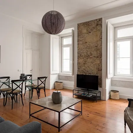 Chic 1-bedroom In Cais Do Sodre - Modern And Apartment *